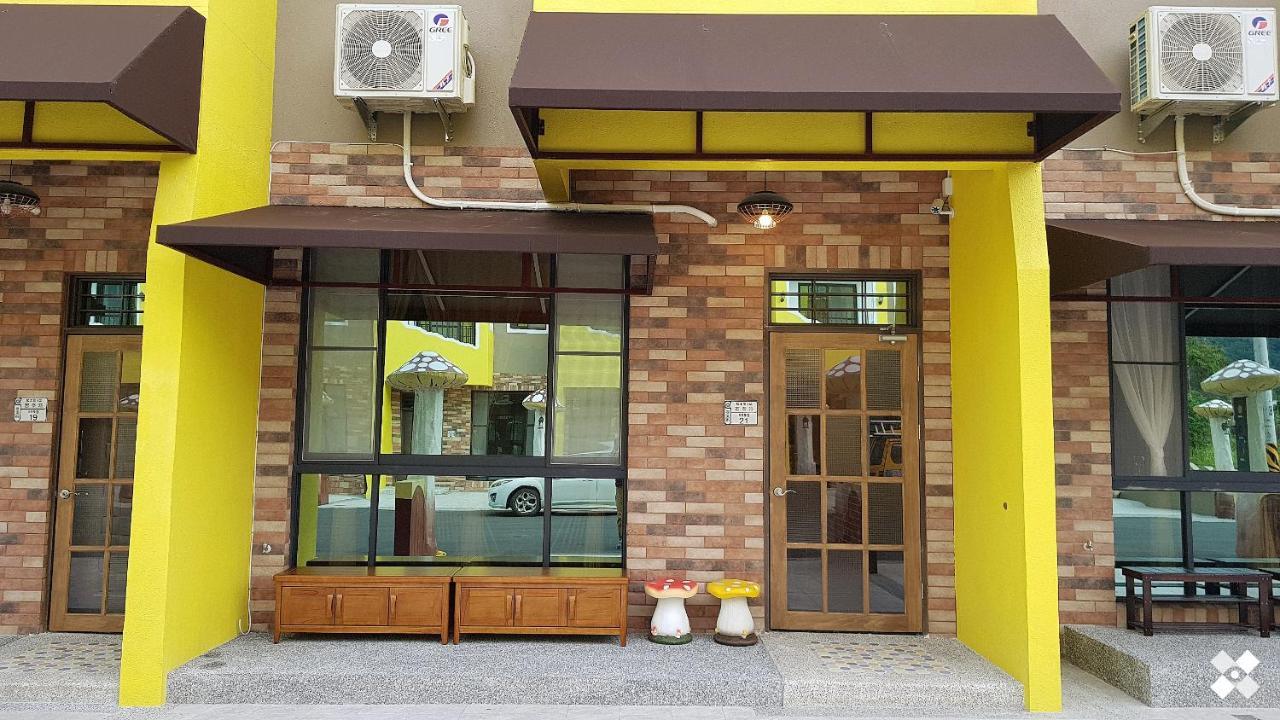Moya Homestay T'ai-tung Exterior foto