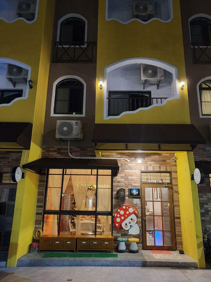 Moya Homestay T'ai-tung Exterior foto